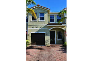 2440 14th Court, Homestead, FL 33035 - MLS#B26039138