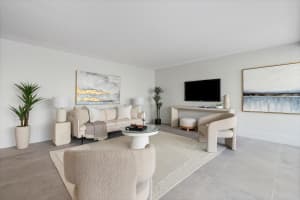 2800 Sunrise Boulevard, Fort Lauderdale, FL 33304 - MLS#B26039163