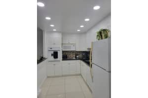 19370 Collins Avenue, Sunny Isles Beach, FL 33160 - MLS#B26039433
