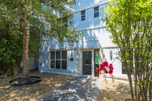 1342 Drexel Avenue, Miami Beach, FL 33139 - MLS#B26039453