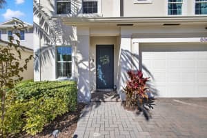 6607 Pointe Of Woods Drive, West Palm Beach, FL 33415 - MLS#B26039480