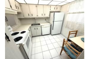 3050 Holiday Springs Boulevard, Margate, FL 33063 - MLS#B26039571