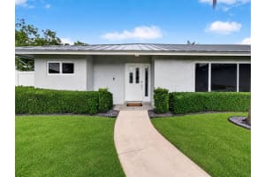 17773 Maplewood Drive, Boca Raton, FL 33487 - MLS#B26039576