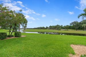 2435 Presidential Way, West Palm Beach, FL 33401 - MLS#B26039612