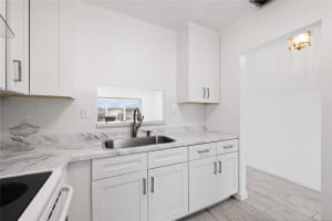 5031 Oakland Park Boulevard, Lauderdale Lakes, FL 33313 - MLS#B26039627