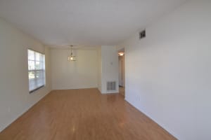14308 Hanging Moss Circle, Tampa, FL 33613 - MLS#B26039631