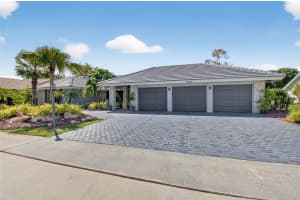10182 Boca Woods Lane, Boca Raton, FL 33428 - MLS#B26039637
