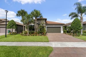 560 Se Monet Drive, Port St. Lucie, Fl 34984, Port Saint Lucie 560 Se Monet Drive, Port St. Lucie, Fl 34984, Port Saint Lucie