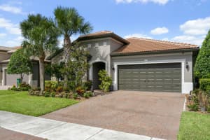 560 Monet Drive, Port Saint Lucie, FL 34984 - MLS#B26039666