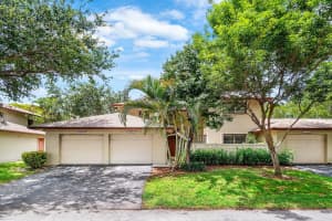 1779 39th Court, Pompano Beach, FL 33064 - MLS#B26039721