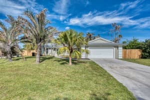 2501 SE Marius St, Port St. Lucie, FL 34952, - MLS#B26039722