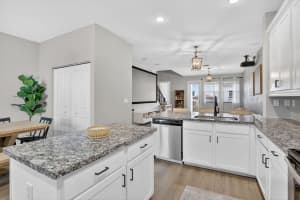 11613 SW 13th Ct, Pembroke Pines, FL 33025, - MLS#B26039724