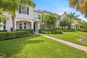 10487 West Park Avenue, Port Saint Lucie, FL 34987 - MLS#B26039755