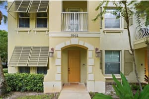 3902 White Peacock Lane, Coconut Creek, FL 33073 - MLS#B26039759
