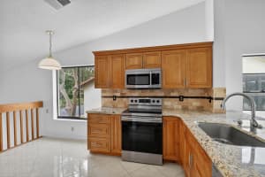10231 Circle Lake Drive, Boynton Beach, FL 33437 - MLS#B26039804