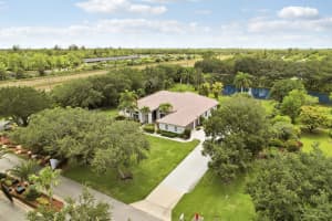 5835 Lago Del Sol Drive, Lake Worth, FL 33449 - MLS#B26039908