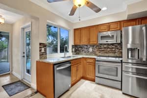 1240 4th Avenue, Pompano Beach, FL 33060 - MLS#B26039911