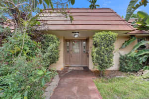 4721 Sarazen Drive, Hollywood, FL 33021 - MLS#B26039918