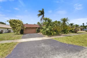 4721 Sarazen Drive, Hollywood, FL 33021 - MLS#B26039918