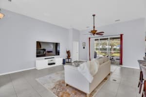 240 Champagne Ct Court, Vero Beach, FL 32968 - MLS#B26039978