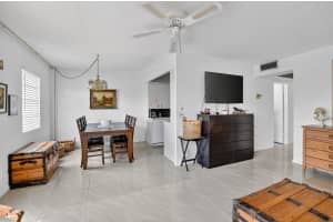 4024 Guildford E 4024, Boca Raton, FL 33434, Boca Raton, FL 33434 - MLS#B26039987