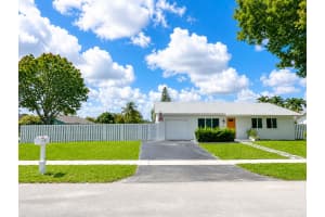 11100 25th Court, Sunrise, FL 33322 - MLS#B26040047
