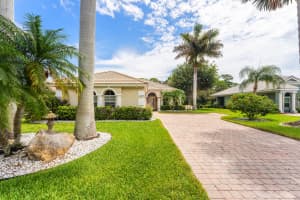 4717 Winter Oak Court, Jensen Beach, FL 34957 - MLS#B26040104