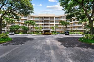 800 Cypress Grove Drive, Pompano Beach, FL 33069 - MLS#B26040109