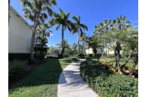 726 1st Way, Pompano Beach, FL 33060 - MLS#B26040116