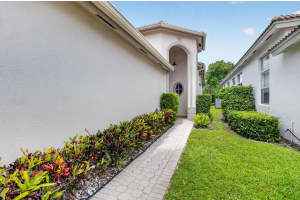 11585 Green Golf Lane, Boynton Beach, FL 33437 - MLS#B26040180