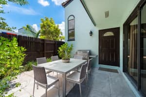 22300 Pineapple Walk Drive, Boca Raton, FL 33433 - MLS#B26040199