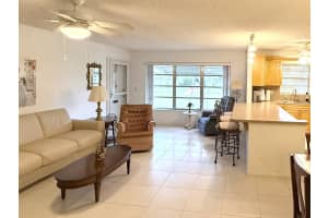 200 Pine Point Drive, Boynton Beach, FL 33435 - MLS#B26040232