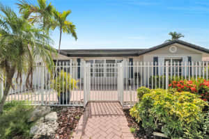 4020 24th Avenue, Lighthouse Point, FL 33064 - MLS#B26040309