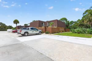 5706 Riverboat Drive, Stuart, FL 34997 - MLS#B26040356