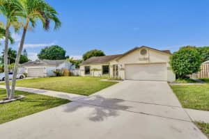 54 Cedar Circle, Boynton Beach, FL 33436 - MLS#B26040392