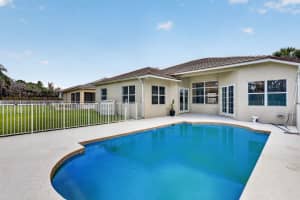 505 Lake Manatee Way, Port Saint Lucie, FL 34986 - MLS#B26040490