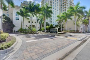 450 Federal Highway, Boynton Beach, FL 33435 - MLS#B26040548