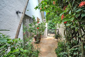 21381 Sonesta Way, Boca Raton, FL 33433 - MLS#B26040566