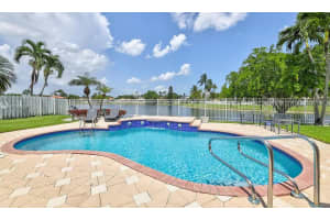 912 132nd Avenue, Sunrise, FL 33325 - MLS#B26040575