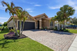 2165 Newport Isles Boulevard, Port Saint Lucie, FL 34953 - MLS#B26040585