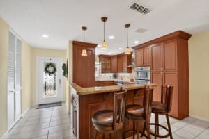 300 Cape Cod Circle, Lake Worth, FL 33467 - MLS#B26040642