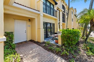 2915 Tuscany Ct Apt 102, Palm Beach Gardens, FL 33410, - MLS#B26040658