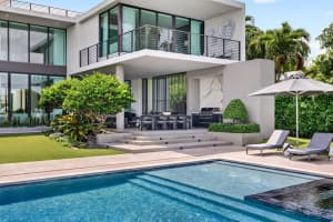 1529 Middle River Drive, Fort Lauderdale, FL 33304 - MLS#B26040724