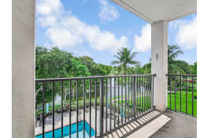 2105 Lavers Circle, Delray Beach, FL 33444 - MLS#B26040742