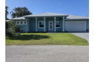 757 36th Terrace, Palm City, FL 34990 - MLS#B26040772