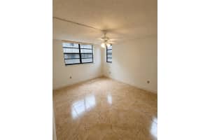 1000 Colony Point Circle, Pembroke Pines, FL 33026 - MLS#B26040811