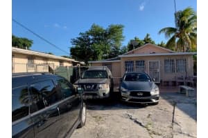 1850 35th Street, Miami, FL 33142 - MLS#B26040838