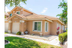 1102 158th Avenue, Pembroke Pines, FL 33027 - MLS#B26040906