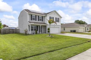 1833 Cameo Boulevard, Port Saint Lucie, FL 34953 - MLS#B26040997