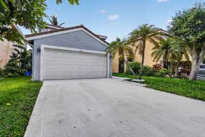 7823 Springfield Lake Drive, Lake Worth, FL 33467 - MLS#B26041086